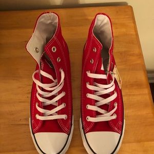 Red Converse Mid Rise Sneakers. NWT